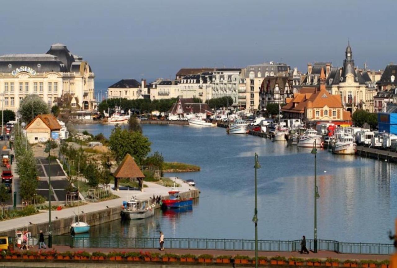 Villa Côte-Fleurie Trouville-sur-Mer Extérieur photo